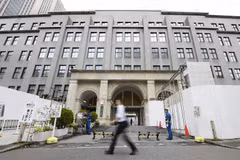 Japan, Malaysia sign 3 billion USD currency swap deal