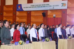 Prime Minister lauds devotion of youth volunteers