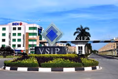 Vietnam remains a magnet for Singaporean investors