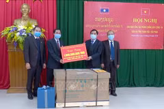 Thanh Hoa shares experience in containing COVID-19 with Lao province