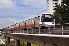 Far&Wide: Singapore tops in public transport system