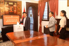 More aid sent to flood survivors in central Vietnam from overseas