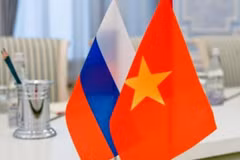 Vietnam offers congratulations on Russia Day