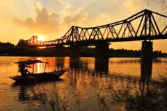 Exhibition inspired by Long Bien Bridge