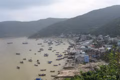 Hai Minh, a fishing village marked by beauty and peace