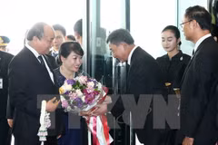 PM Nguyen Xuan Phuc starts official visit to Thailand