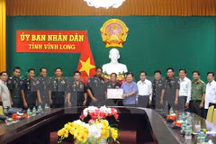 Cambodian Royal Guards extend New Year wishes to Vinh Long 