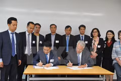 Hanoi promotes medical, educational ties with US’s Massachusetts state