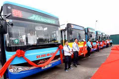 Hanoi to launch 62 new bus routes