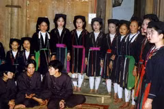 Efforts made to keep alive the art of Soong Co folk songs