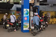 Green tax hike on petrol to go ahead