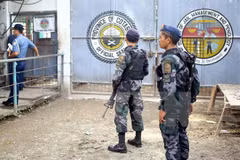 Philippine troops rescue two Malaysians kidnapped by militants