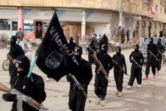 Malaysia arrests two Turks with links to IS