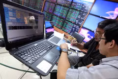 Shares up on few blue chip gains