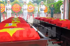 Thua Thien-Hue: remains of fallen soldiers in Laos reburied 