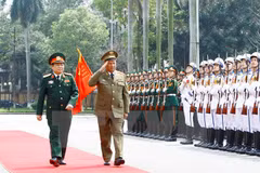 Vietnam, Cuba sign 2017-2019 defence cooperation plan 