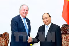 PM pledges favourable environment for foreign investors