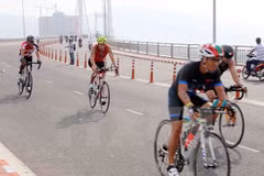 Nearly 1,400 ironmen compete in Da Nang
