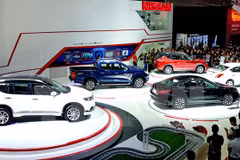 Seminar discusses opening automobile industrial complexes in Vietnam 