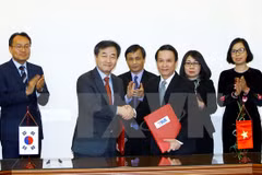Vietnam News Agency, Yonhap step up cooperation