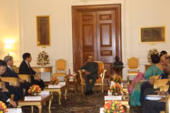 Deputy PM Pham Binh Minh meets Indian President 