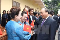PM lauds friendship role of Vietnamese community in Thailand