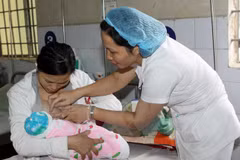 Vietnam’s first breast milk bank opens in Da Nang