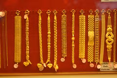 Gold prices hit 5-month high in Thailand