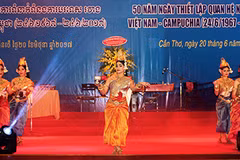 Vietnam-Cambodia diplomatic ties marked in Can Tho 