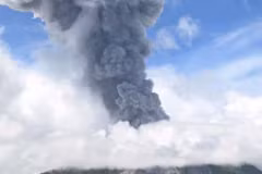 Philippines: Hundreds evacuated due to risk of volcanic eruption