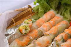 Taking Vietnamese spring rolls to global community in South Africa