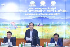 Deputy Prime Minister Tran Luu Quang speaks at a May 14 specialised conference on promoting digitalisation in agriculture. (Photo: VNA)