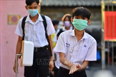 Thailand allows online classes in new school year