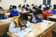 Hanoi's 1-6 grade students in urban districts to return to school from February 21 