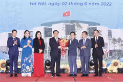 Top legislator meets with young deputies of National Assembly