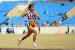 SEA Games 31: Vietnam win golds in running, rowing, wushu
