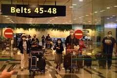 Singapore makes efforts in tourism recovery