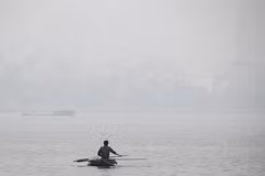 Severe air pollution in Hanoi to last until at least this weekend