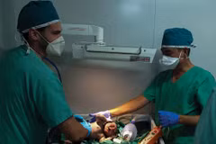 Vietnamese field hospital, MSF save lives in South Sudan