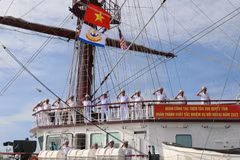 Vietnamese navy ship arrives at Lumut port, beginning Malaysian visit