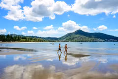 Thailand looks to become international medical hub