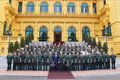 President meets war veterans of Vi Xuyen Front