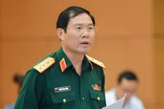 Chief of VPA general staff visits Brunei