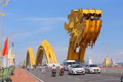 Da Nang welcomes first foreign passengers from Taipei after pandemic