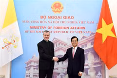 Vietnam, the Holy See work to strengthen relations