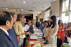 Organisations, associations contribute to Vietnam-France relationship