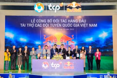 TCP Vietnam Company top sponsor for Vietnam’s national football teams
