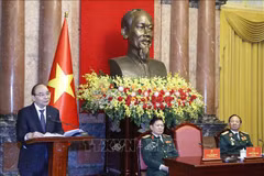 State leader meets liaison board of infantry division veterans