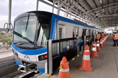 HCM City’s metro train set for test run