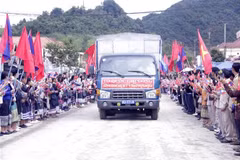 Remains of martyrs repatriated from Laos reburied